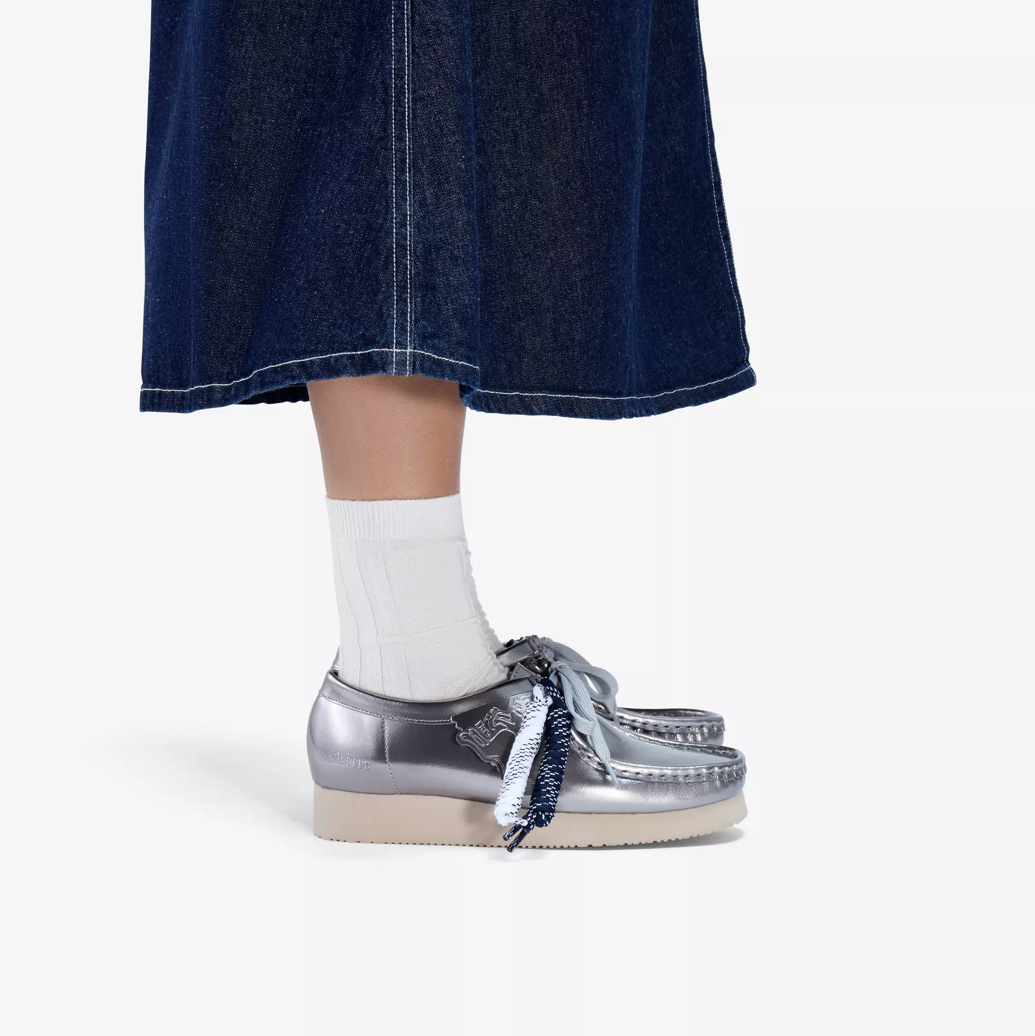 Clarks Wallabee WOMAN Silver Patent Style: 26186506 - Image 5