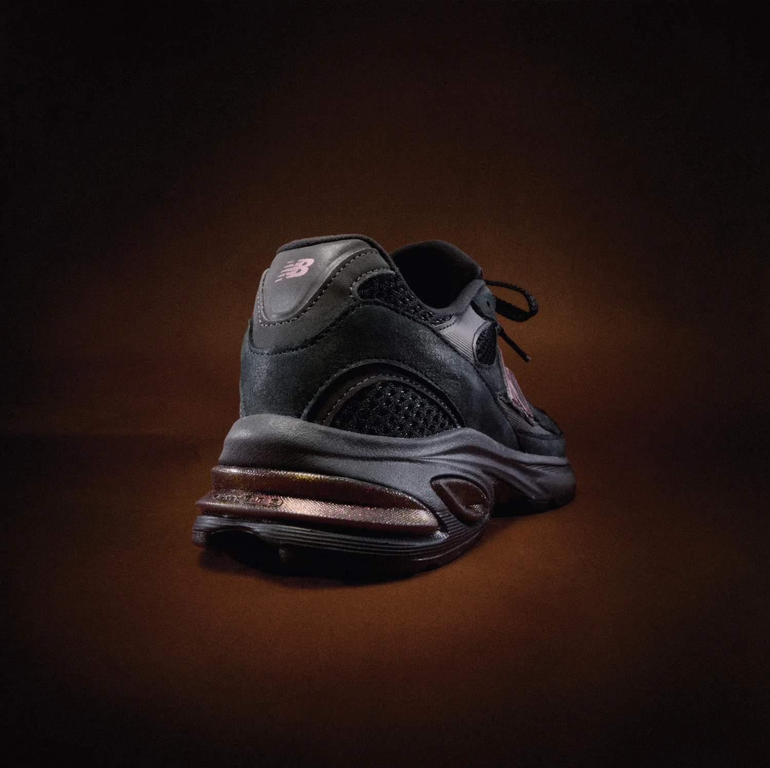 NEW BALANCE 2010 Black with Iridescent U2010ETB - Image 10