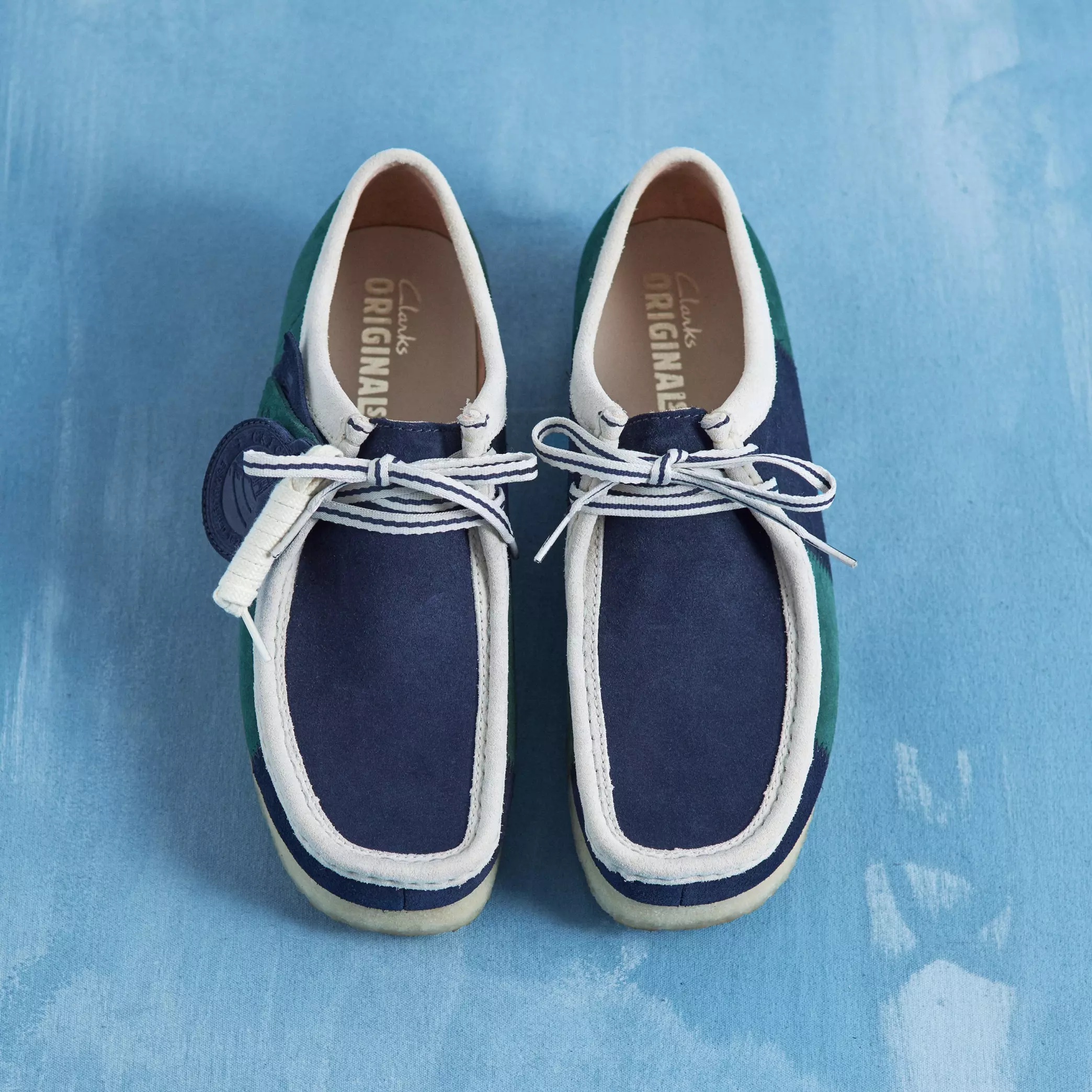 Clarks Wallabee Mens Shoes Color: Blue/Green Strip Style: 26185545 - Image 3