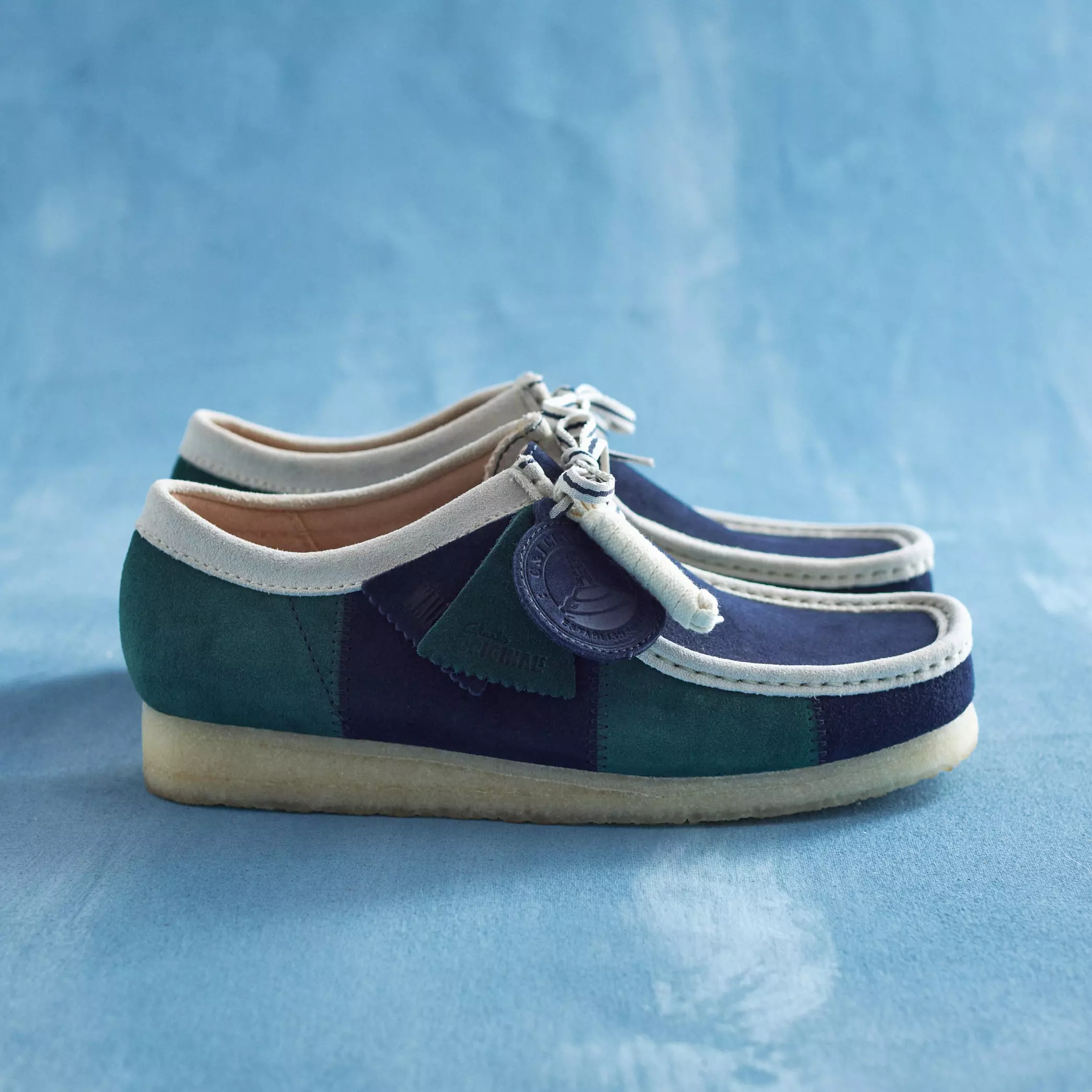 Clarks Wallabee Mens Shoes Color: Blue/Green Strip Style: 26185545 - Image 4