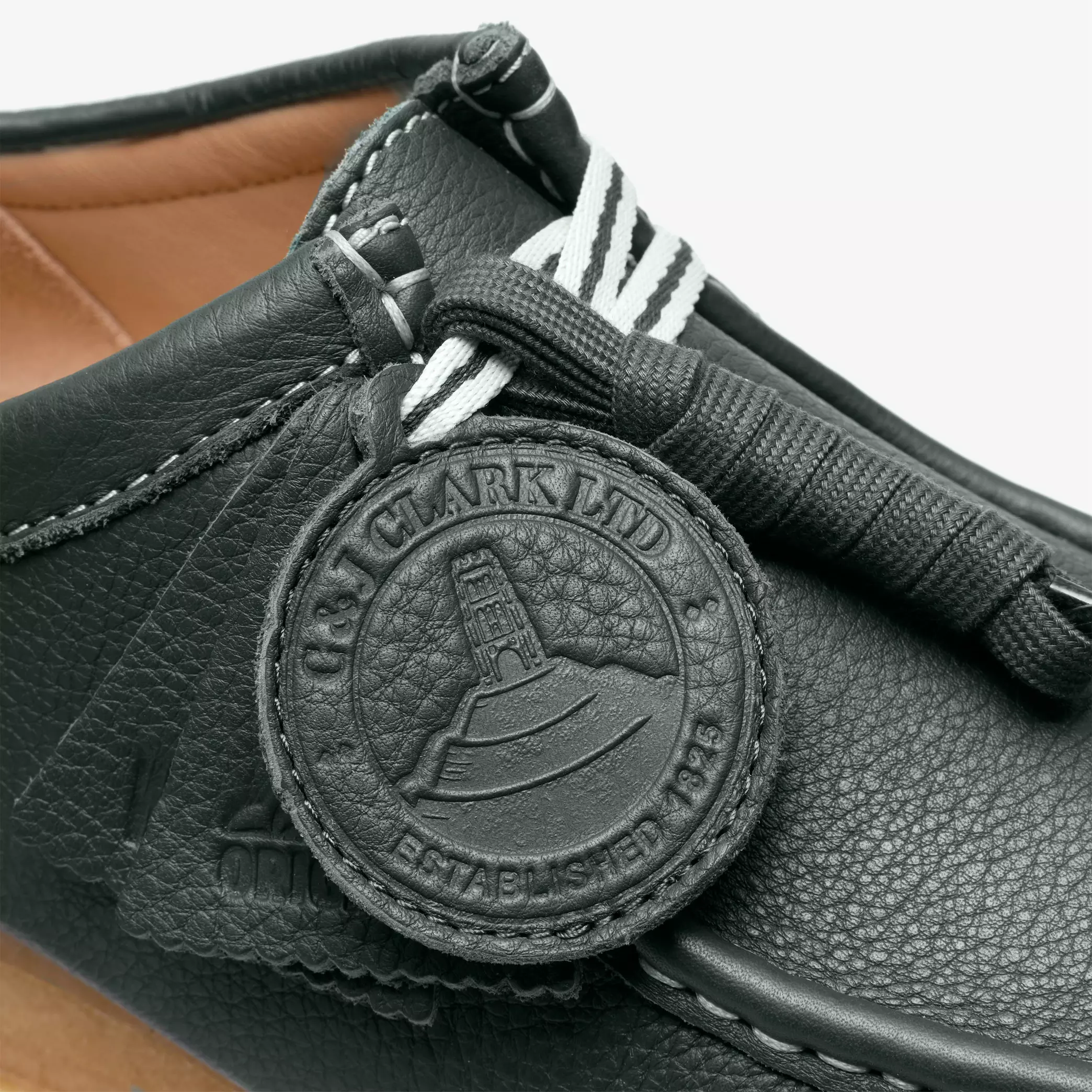 Clarks Wallabee RB Mens Shoes Color: Dark Green Leather Style: 26185656 - Image 9